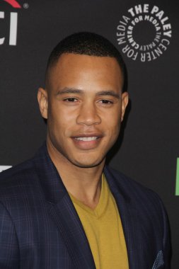aktör Trai Byers