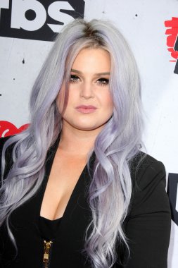 şarkıcı Kelly Osbourne