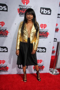 şarkıcı Kayla Brianna