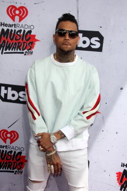 şarkıcı Chris Brown