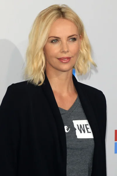 Actriz Charlize Theron —  Fotos de Stock