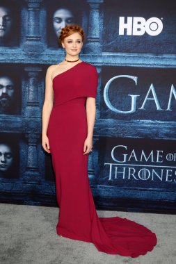 oyuncu Sophie Turner