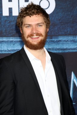 aktör Finn Jones