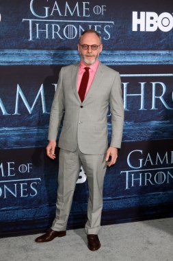 aktör Liam Cunningham