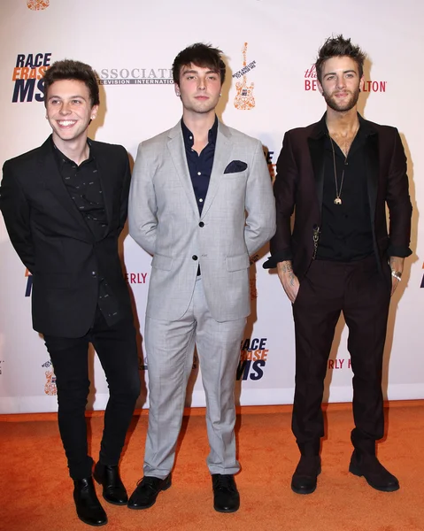  Wesley Stromberg, Keaton Stromberg, Drew Chadwick, Amblem3