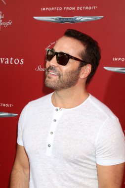  Aktör Jeremy Piven 