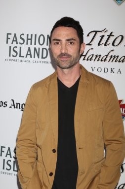 aktör Darren Capozzi