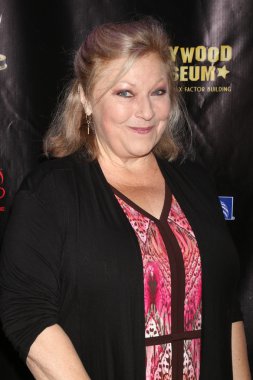 aktris Beth Maitland 