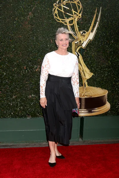 Mary Beth Evans — Photo