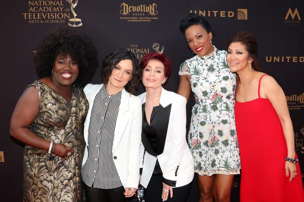 Sheryl Underwood, Sara Gilbert, Sharon Osbourne, Aisha Tyler, Julie Chen — Zdjęcie stockowe