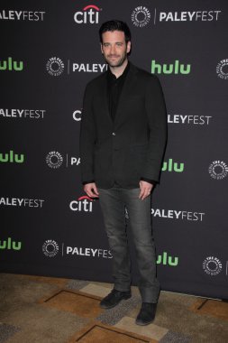 aktör Colin Donnell 