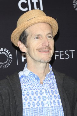 aktör Denis O'Hare