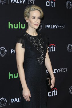  Oyuncu Sarah Paulson