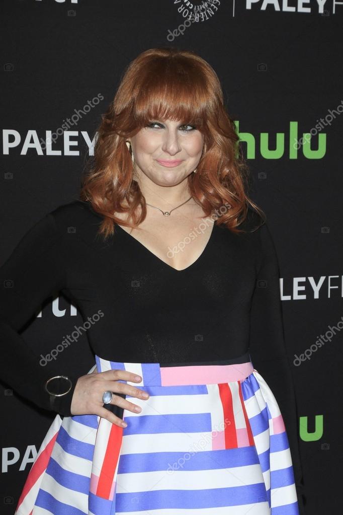 Julie Klausner Actress Julie Klausner – Stock Editorial Photo © Jean_Nelson #109233232