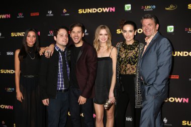 Kanepe Sisniega, Sean Marquette, Devon Werkheiser, Sara Paxton, Camilla Belle, John Michael Higgins