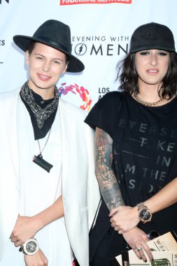 Madison Paige, Sara Medd 