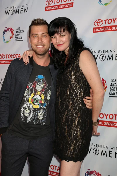 Lance Bass, Pauley Perrette — Stock Photo, Image