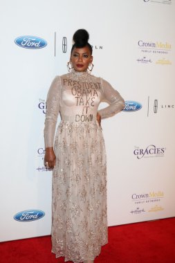 oyuncu Aunjanue Ellis 