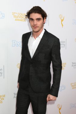  R.J. Mitte 