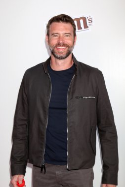 aktör Scott Foley