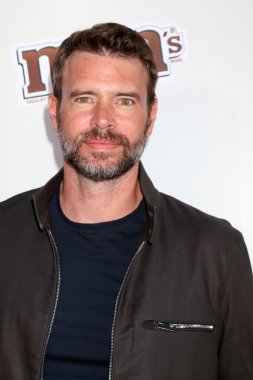 aktör Scott Foley