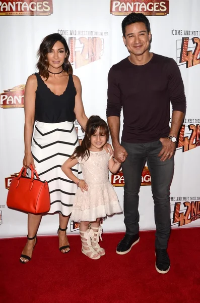 Courtney Mazza, Mario Lopez — Stock Photo, Image