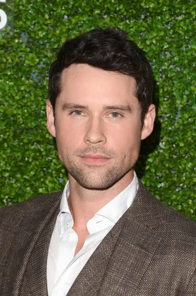 aktör Ben Hollingsworth