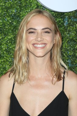 aktris Emily Wickersham