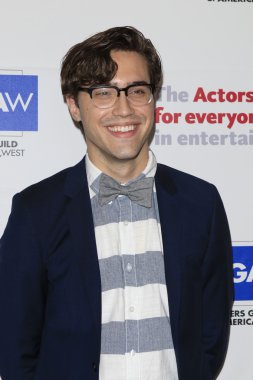 aktör Ryan Mccartan