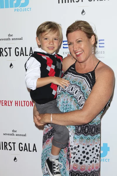 Melissa Disney, filho Ryder — Fotografia de Stock