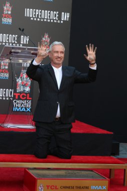 aktör Roland Emmerich