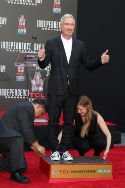 aktör Roland Emmerich