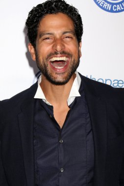 aktör Adam Rodriguez
