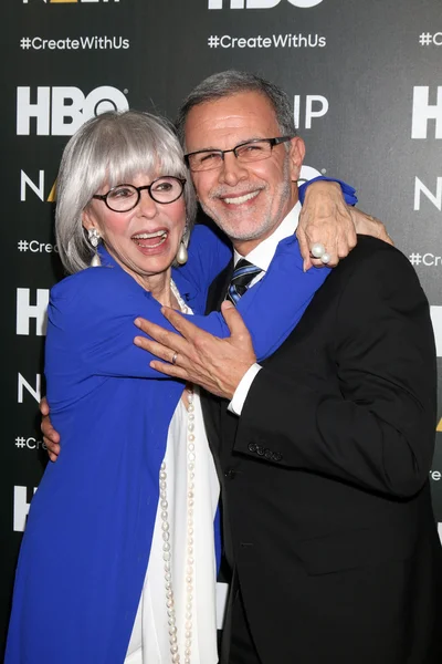 Rita Moreno, Tony Plana — Fotografia de Stock