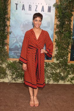 aktris Cush Jumbo