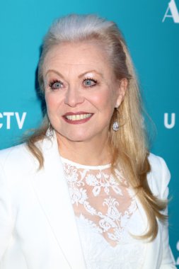 aktris Jacki Weaver
