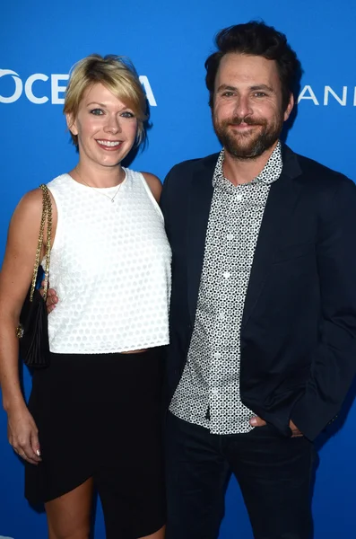 Mary Elizabeth Ellis, Charlie Day — Stock Photo, Image