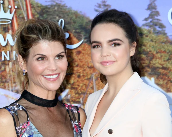 Lori Loughlin, Bailee Madison — Stock Photo, Image