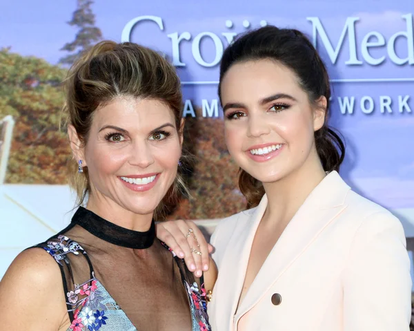 Lori Loughlin, Bailee Madison — Stock Photo, Image