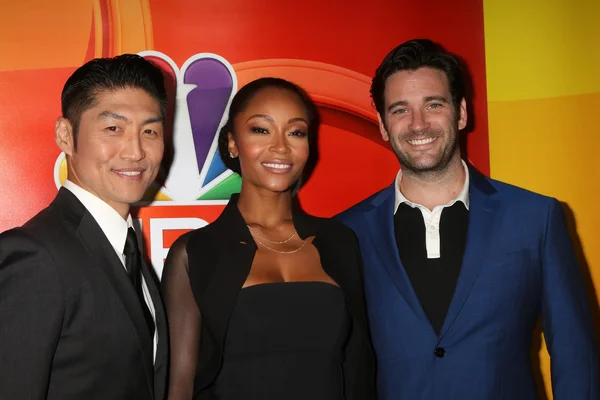 Brian Tee, Yaya Dacosta, Colin Donnell — Stockfoto