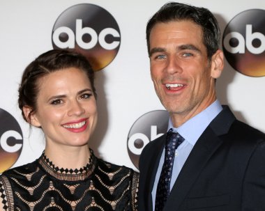 Hayley Atwell, Eddie Cahill