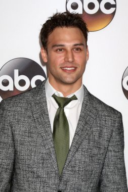 aktör Ryan Guzman