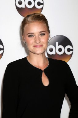 Aktris Aj Michalka
