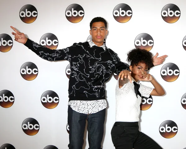 Marcus Scribner, Yara Shahidi — Stok fotoğraf