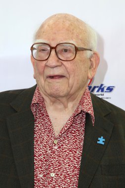 aktör Ed Asner
