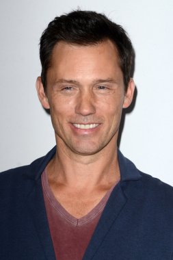 aktör Jeffrey Donovan 