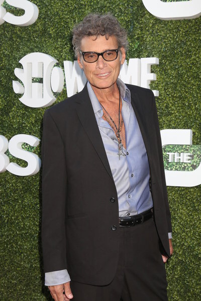  Бауэр, Стивен
