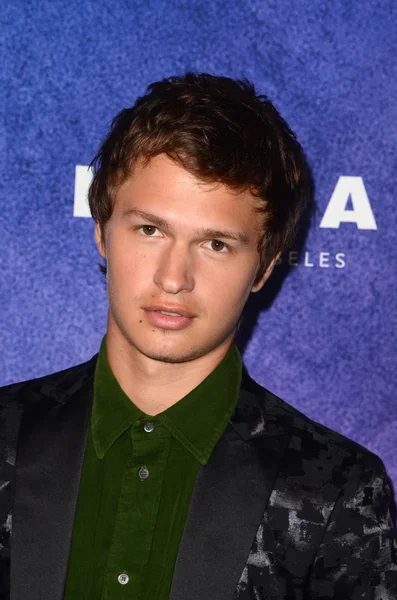 Skådespelaren Ansel Elgort — Stockfoto