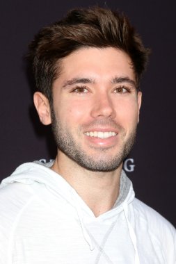 aktör Kristos Andrews