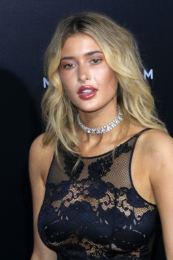 aktris Gemma Vence